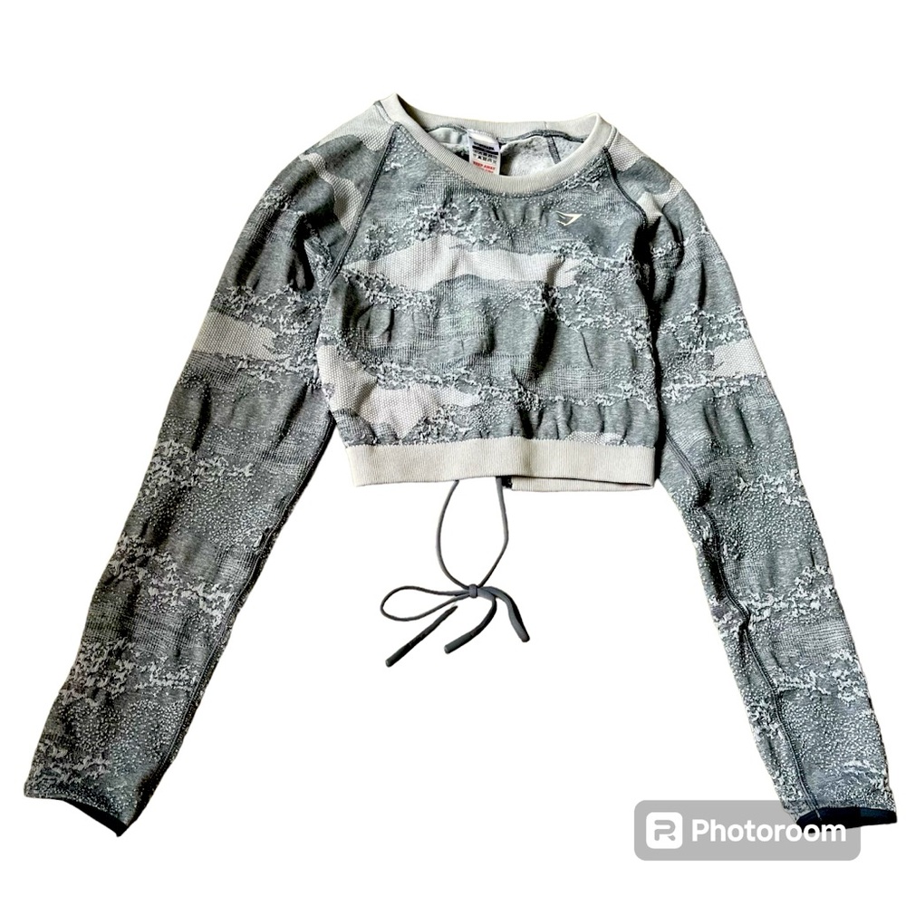 Gymshark adapt camo seamless lace up back, long sleeve top, Size medium